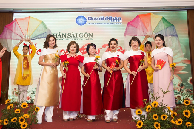 clb-dsg-khoi-sac-va-uoc-vong-dau-xuanq-cung-sac-mau-doanh-nhan-sai-gon-ketnoidoanhnhan18
