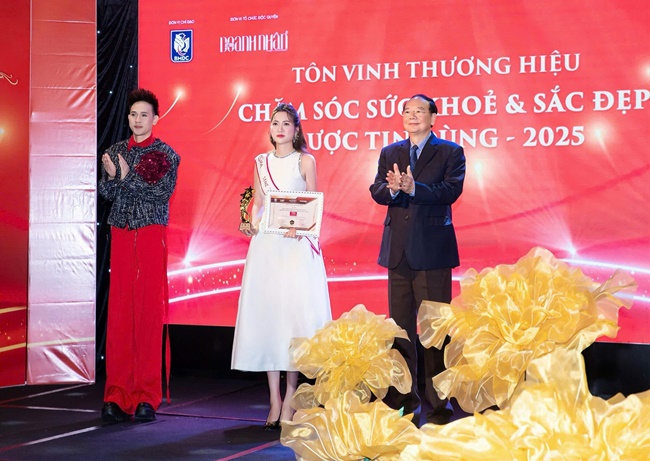ceo-le-thu-huyen-duoc-vinh-danh-bhql-5