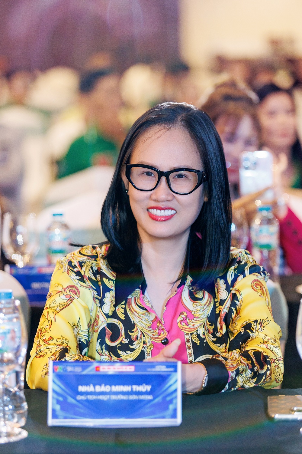 c-thuy-1