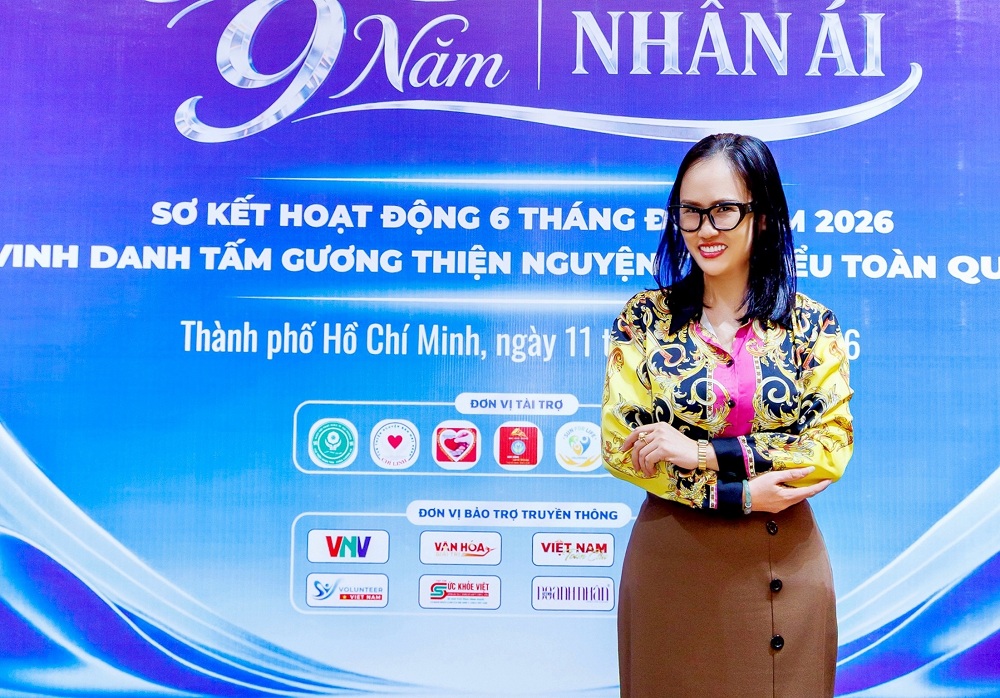 c-thuy-2