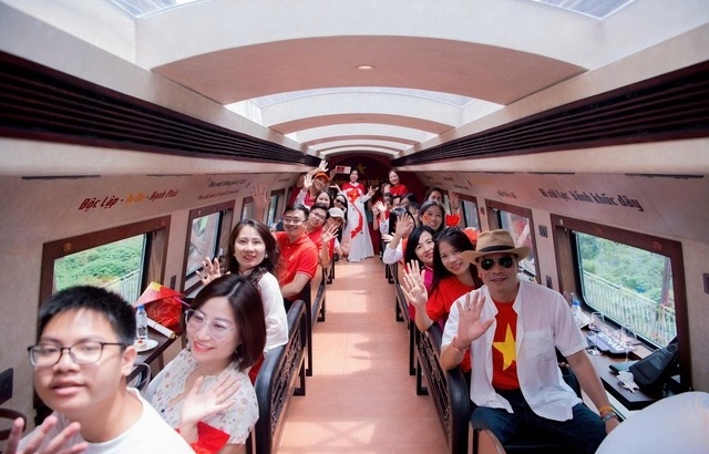ha-noi-danh-thuc-tiem-nang-du-lich-duong-sat