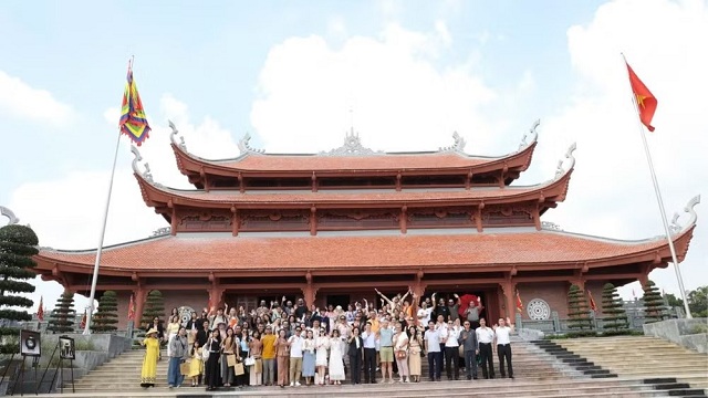 trai-nghiem-khong-gian-van-hoa-cac-dan-toc-viet-nam-tai-lang-van-hoa-du-lich