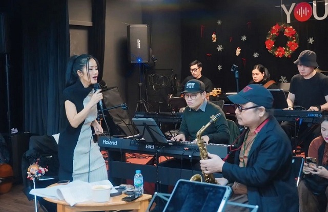 n-ao-concert-ve-day-bon-canh-chim-troi-khien-nghe-si-rat-dau-xot