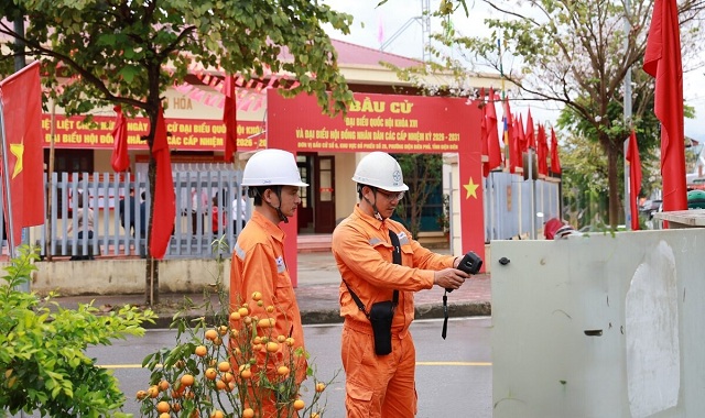 evnnpc-keu-goi-cong-dong-tat-den-huong-ung-gio-trai-dat-2026-