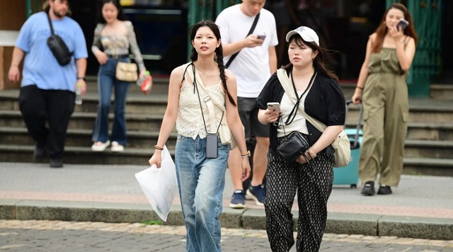 khach-nhat-den-tp-hcm-tang-doanh-nghiep-nhat-tim-co-hoi-hop-tac