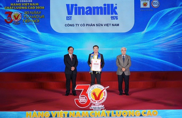 vinamilk-30-nam-lien-tiep-duoc-vinh-danh-hang-viet-nam-chat-luong-cao