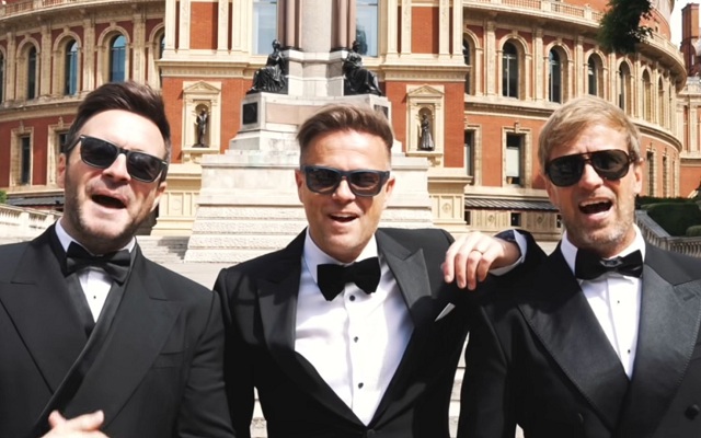 westlife-moi-fan-viet-nam-may-man-sang-london-xem-show