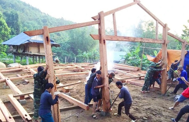 tiep-tuc-day-manh-trien-khai-xoa-nha-tam-nha-dot-nat-tren-pham-vi-ca-nuoc