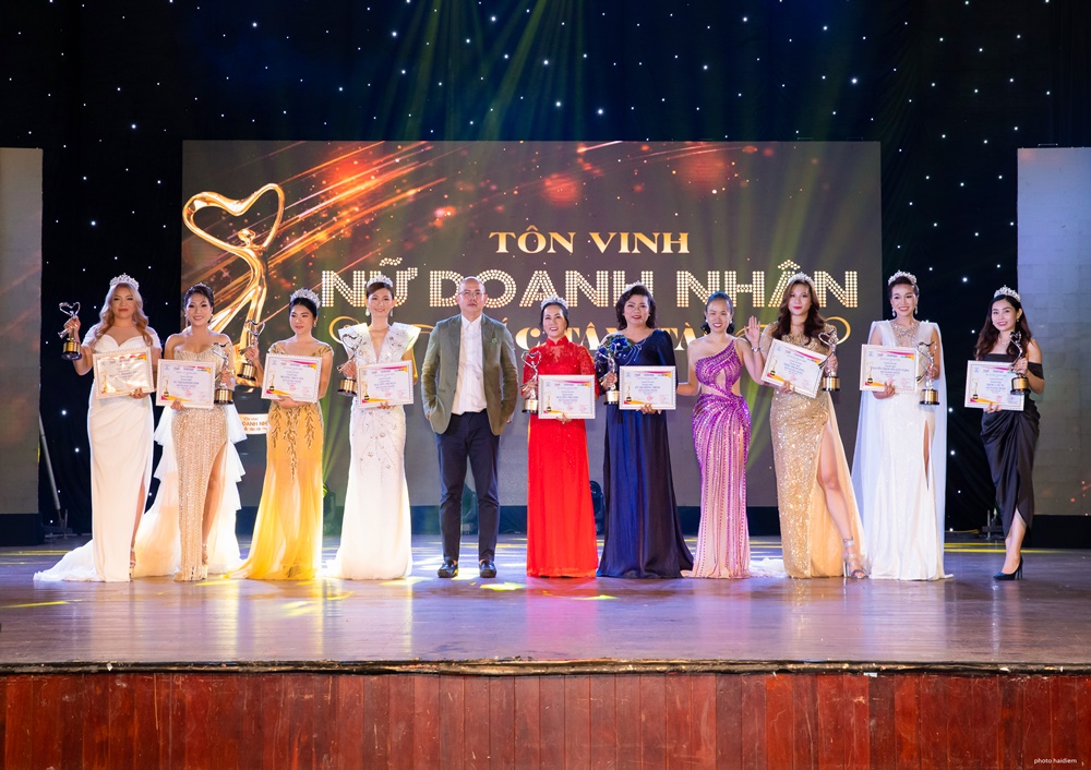 ceo-nguyen-thi-giau-duoc-vinh-danh-nu-doanh-nhan-sac-tam-tai-2022-ketnoidoanhnhan3