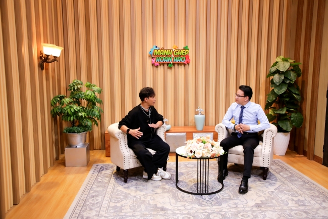 manh-ghep-hoan-hao-moi-luong-duyen-giua-chang-bien-dao-mua-ky-tinh-manh-quyen-va-co-hoc-tro2