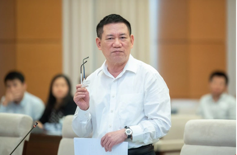 bo-truong-ho-duc-phoc-ti-le-thue-phi-trong-gia-ve-may-bay-rat-it-2