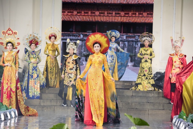 nha-thiet-ke-tuan-hai-ra-mat-bst-hoang-bao-dat-viet-KETNOIDOANHNHAN-1