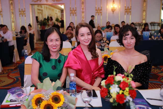 DV Mai Thu Huyen