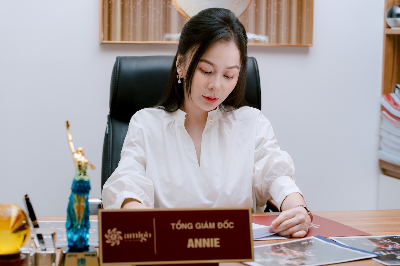 Annie-Nguyen-Vi-cong-dong 2