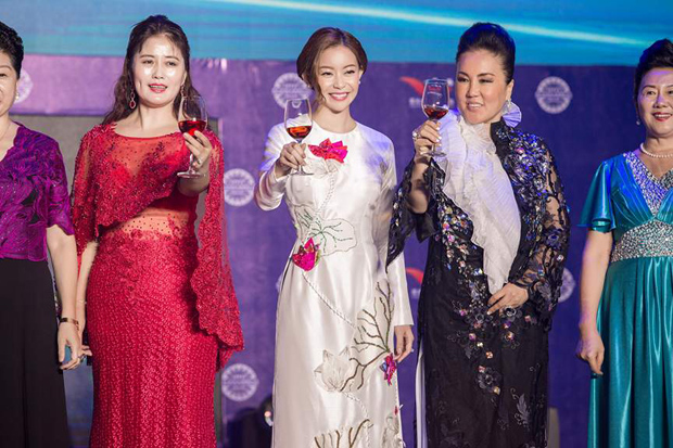 hoa-hau-hai-duong-dien-dan-phu-nu-chau-a-thai-binh-duong-ketnoidoanhnhan