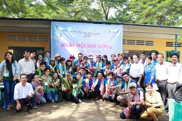 ket-noi-trai-tim-tinh-nguyen-2017-ngay-hoi-sen-hong