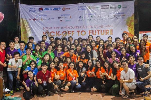 Kick-Off-To-Future-2017-kndn-2