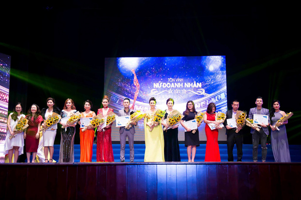 kndn-ton-vinh-doanh-nhan-sac-tam-tai-6
