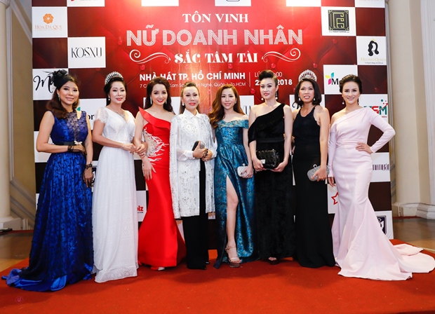 hoa-hau-nhan-ai-do-lan-stt-2018-7