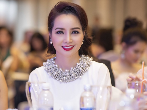 mai-thu-huyen-ghb-7