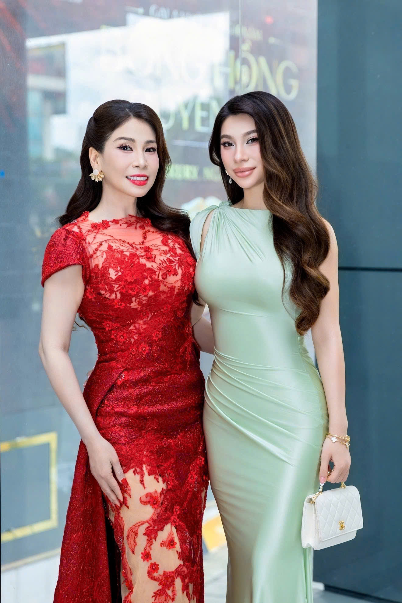Jessica-ly-con-gai-ly-huong-6