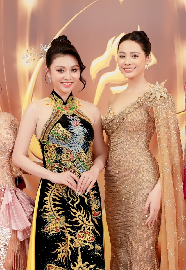 hoa-hau-diva-doanh-nhan-quoc-te12