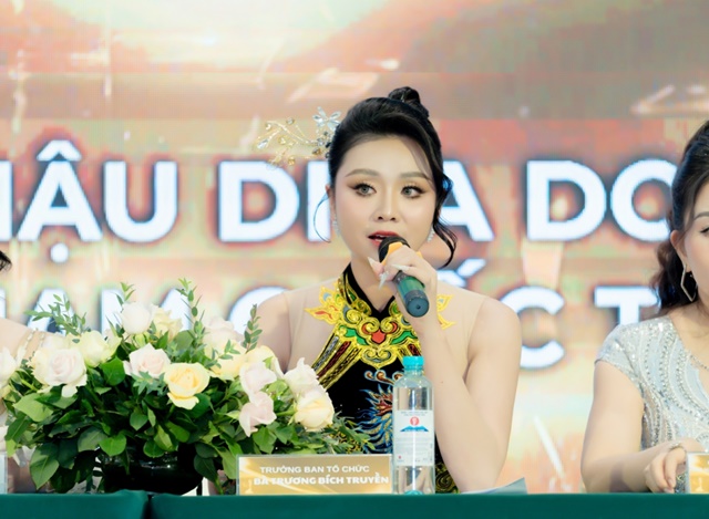 hoa-hau-diva-doanh-nhan-quoc-te13